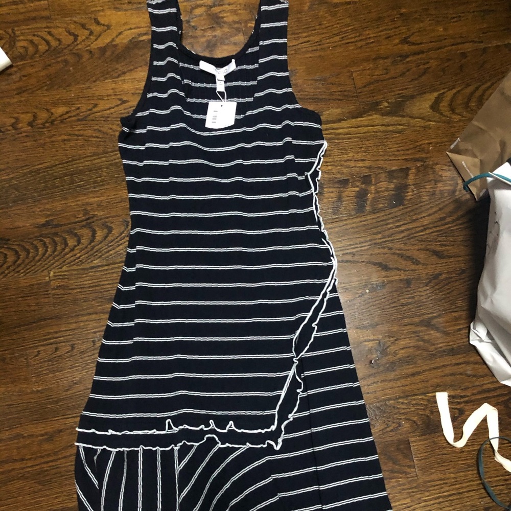 Women’s dress